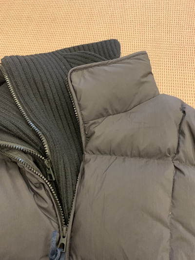 ハイクオリティダウンジャケット角部分ディテール